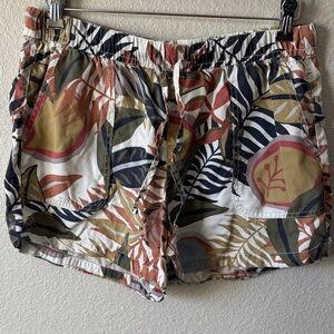 C&C California Multicolor Floral Women's Cargo Shorts